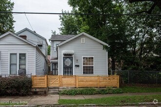 Building Photo - 933 Vine St