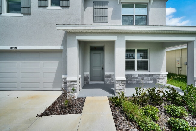 Foto del edificio - 10520 Farm Hill Ave