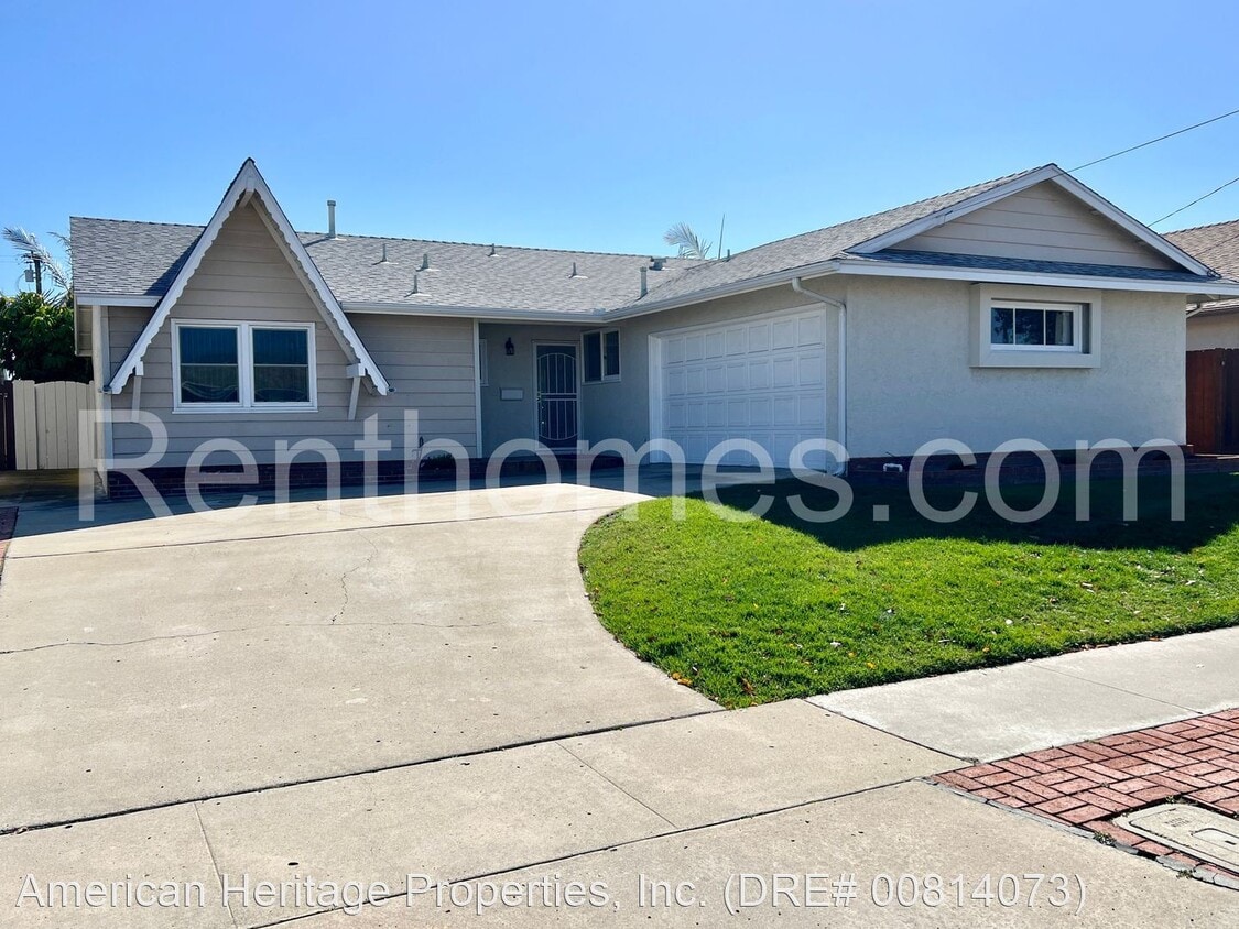 3 br, 2 bath House 4575 Mount Bigelow Drive House for Rent in San
