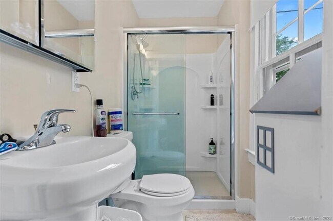 Foto del edificio - 300 Humphrey St