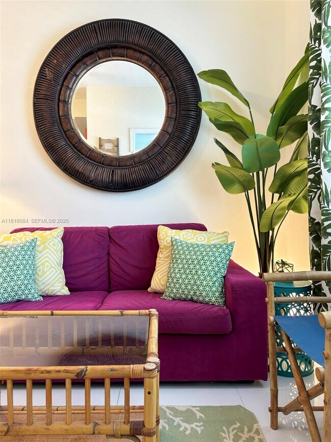 Foto del edificio - 335 Ocean Dr