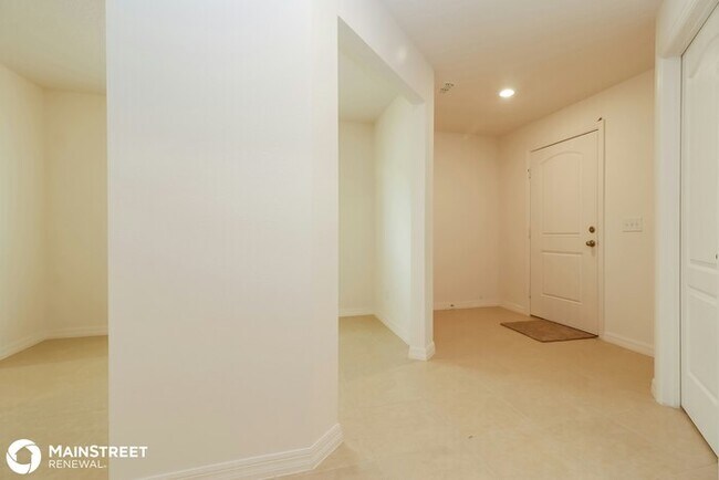 Building Photo - 2211 Caspian Dr, Lakeland, FL 33805