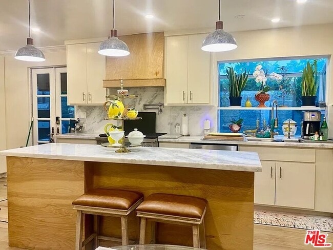 Building Photo - 11323 Mississippi Ave