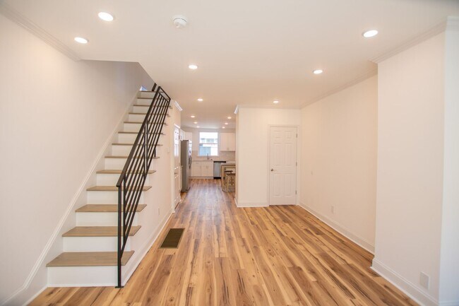 Foto del edificio - Renovated South Philadelphia Rowhome