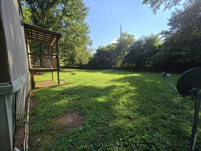 Building Photo - 3553 Boyette Dr