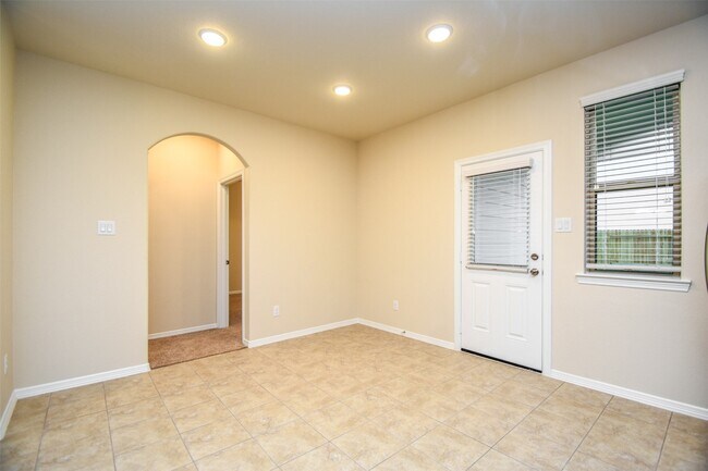 Building Photo - 2431 Concord Ter