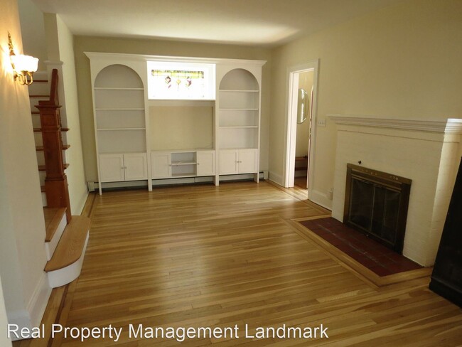 Building Photo - 3 br, 1.5 bath House - 183 Rider Avenue
