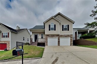 Building Photo - 112 Providence Way