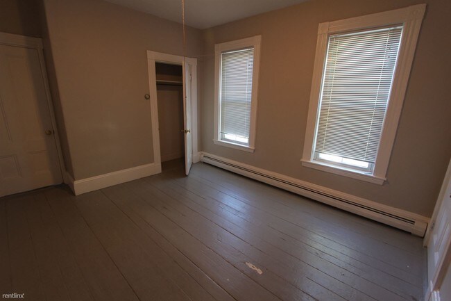Building Photo - 420 Franklin St