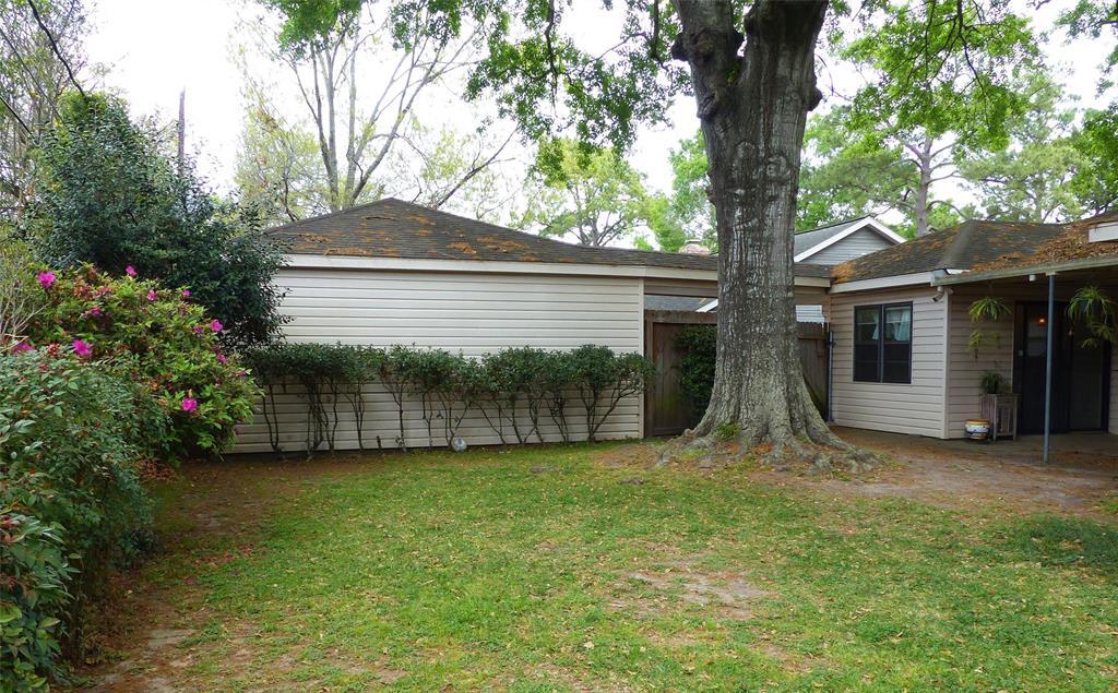 Foto del edificio - 2623 Pine Village Dr