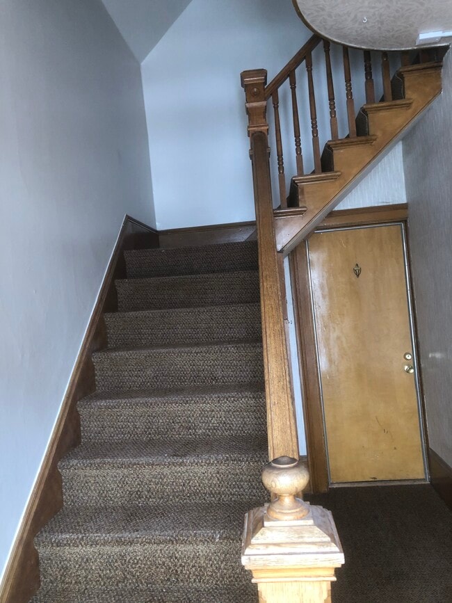 Building Photo - 400 N Rodney St