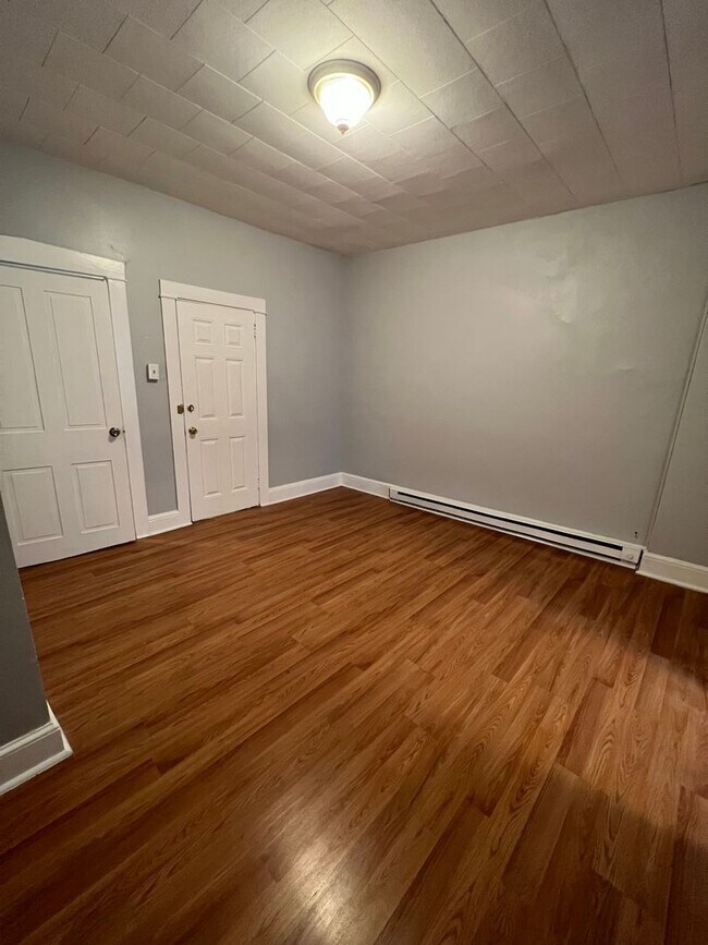Foto del edificio - 635 Manor St