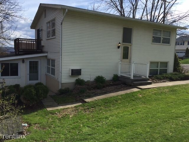 Foto principal - 944 N McKinley Ave