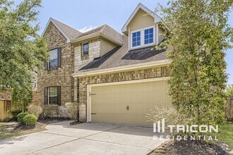 Building Photo - 24547 Bella Veneza Dr