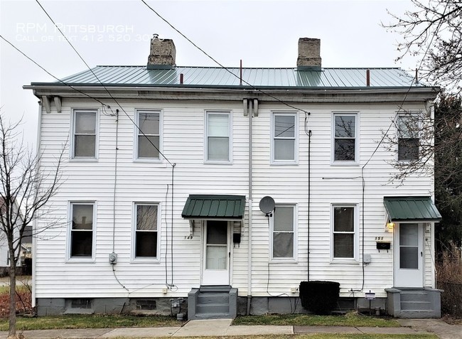 Building Photo - 151 Mayflower St