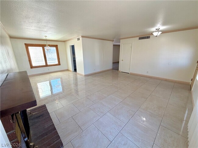 Foto del edificio - 6969 Mountain Moss Dr