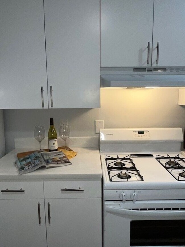 Foto del edificio - 305 Brookside Dr