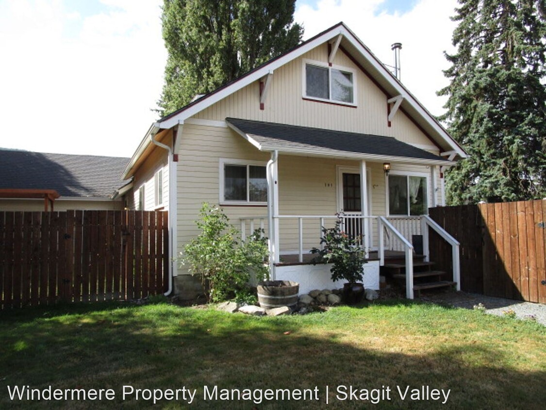 Primary Photo - 4 br, 2 bath House - 701 Marshall Street
