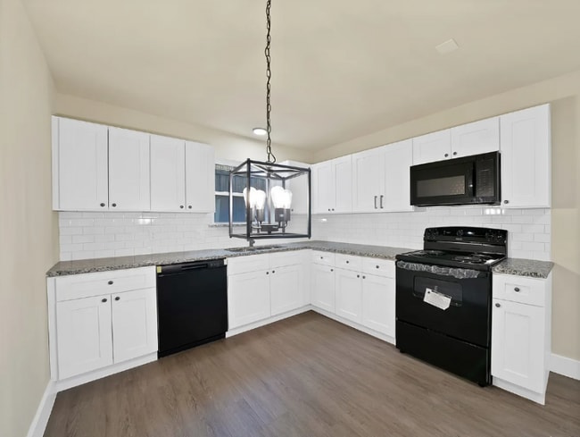 Photo - 306 Renfro St Apartment