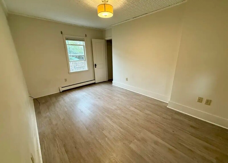 Foto del edificio - 52-52 Myrtle St