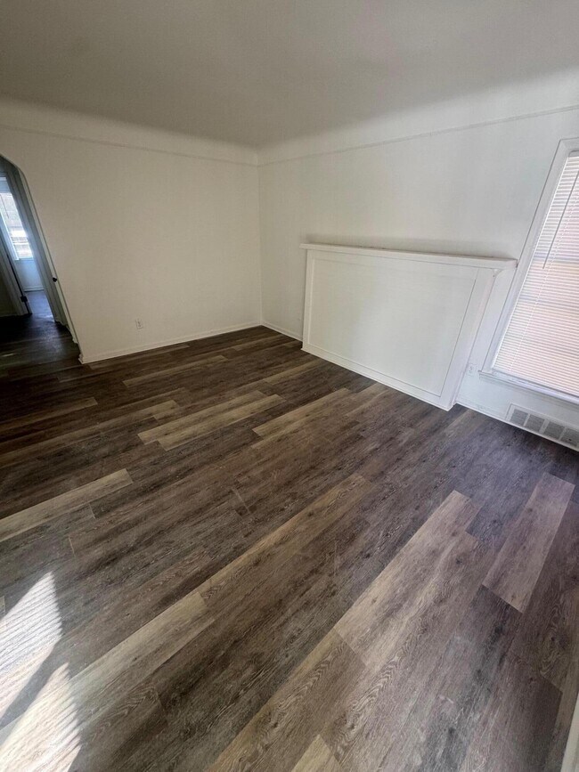 Foto del edificio - 18405 Archdale St