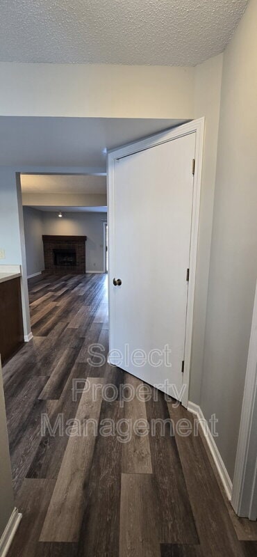 Building Photo - 5448 Evard Rd