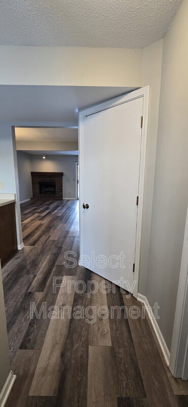 Foto del edificio - 5448 Evard Rd