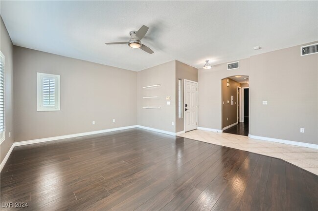 Foto del edificio - 801 Titan Peak Pl