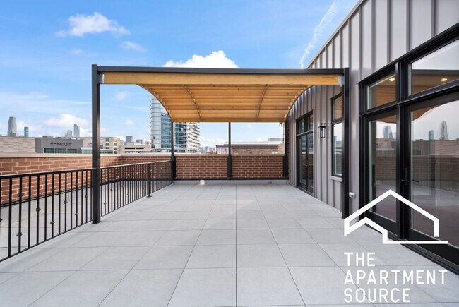 Foto del edificio - 1534 N Halsted St