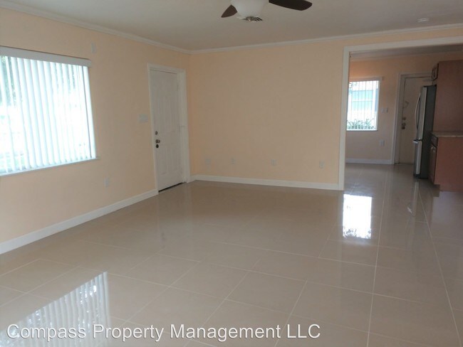 Building Photo - 2 br, 3 bath House - 317 Harbor Drive