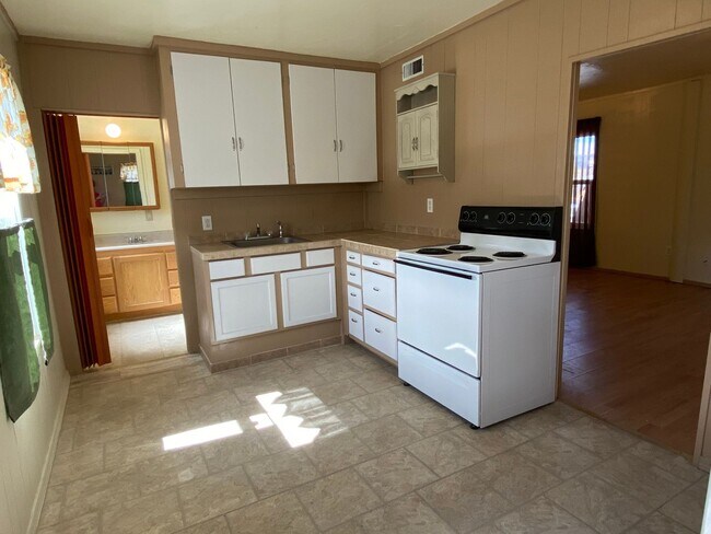 Foto del edificio - 2 bedroom 1 bath cottage