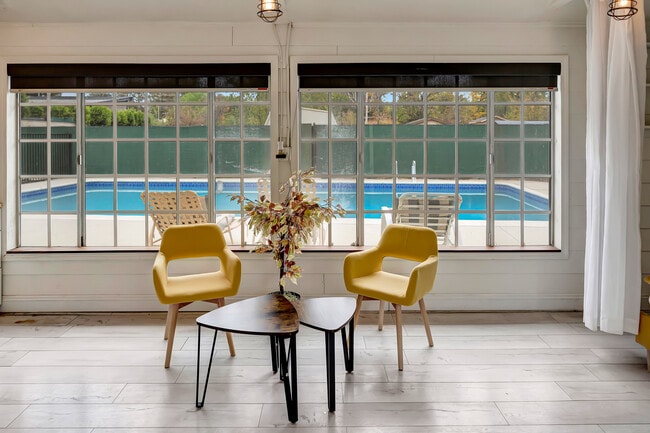 Foto del edificio - 22932 Califa St