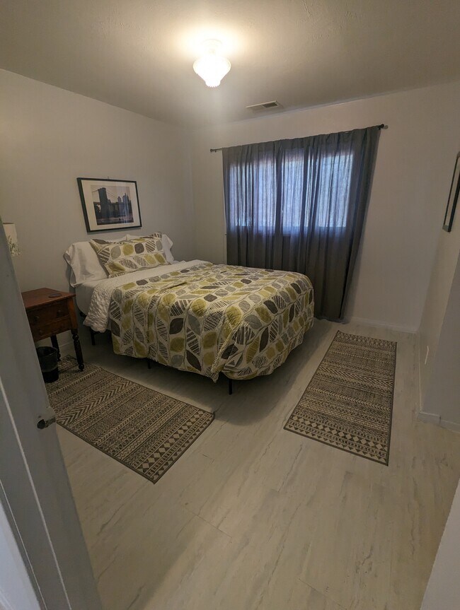 Foto del edificio - 10225 Propps St NE