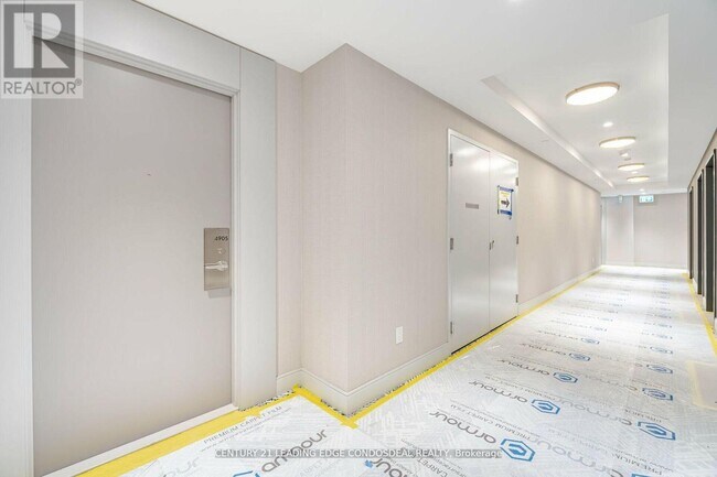 Building Photo - 8 Widmer St