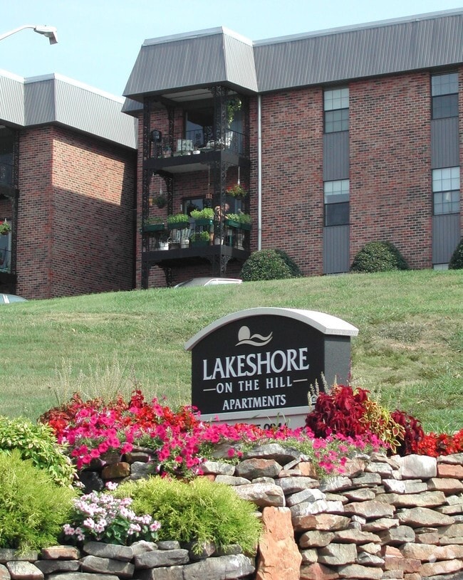 Lakeshore On The Hill Apartments Lakeshore On The Hill Apartments