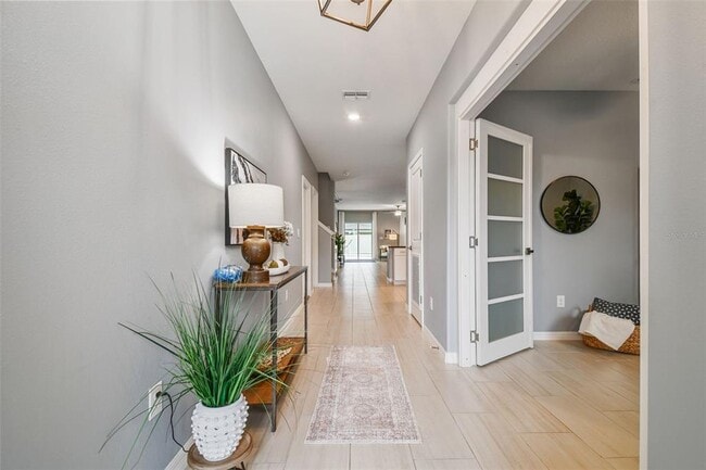 Building Photo - 8887 Little Bluestem Dr