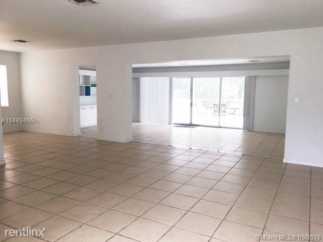 Building Photo - 3 br, 2 bath House - 814 S 26th Ave