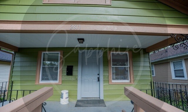 Foto del edificio - 2817 Monroe Ave