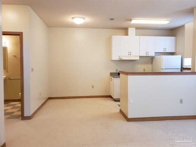 Foto del edificio - 5020 Lillian Hwy