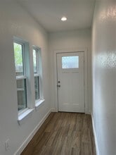 Building Photo - 5314 Longmeadow St