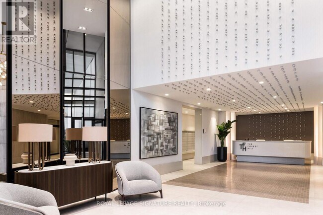 Photo du bâtiment - 2020-2020 Bathurst St