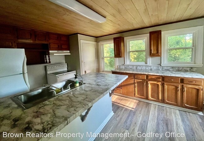 Building Photo - 3 br, 2 bath House - 807 College