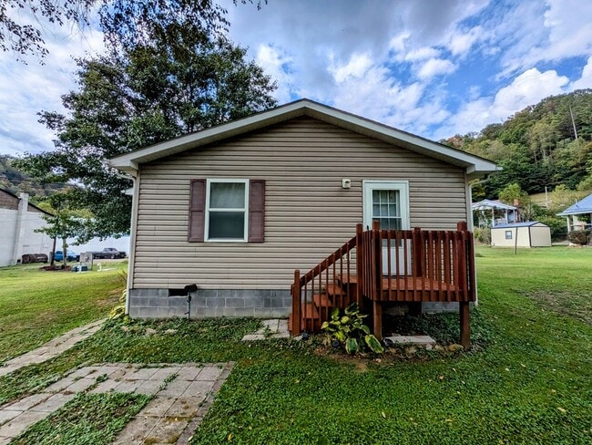 Foto del edificio - 34 Blackstone Ln