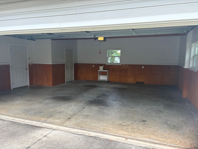 Building Photo - New For Rent in Moody!