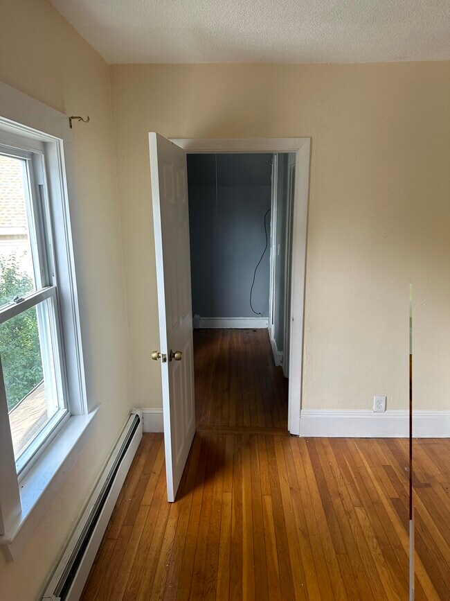 Vestidor - 333 Washington St