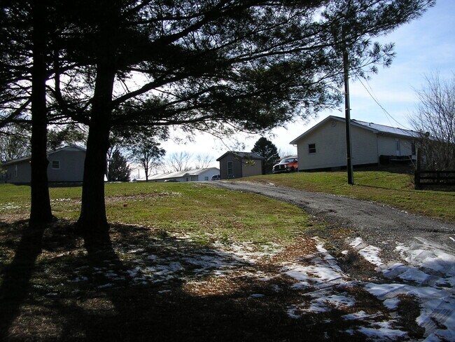 Foto del edificio - 3812 Charlie Moran Hwy