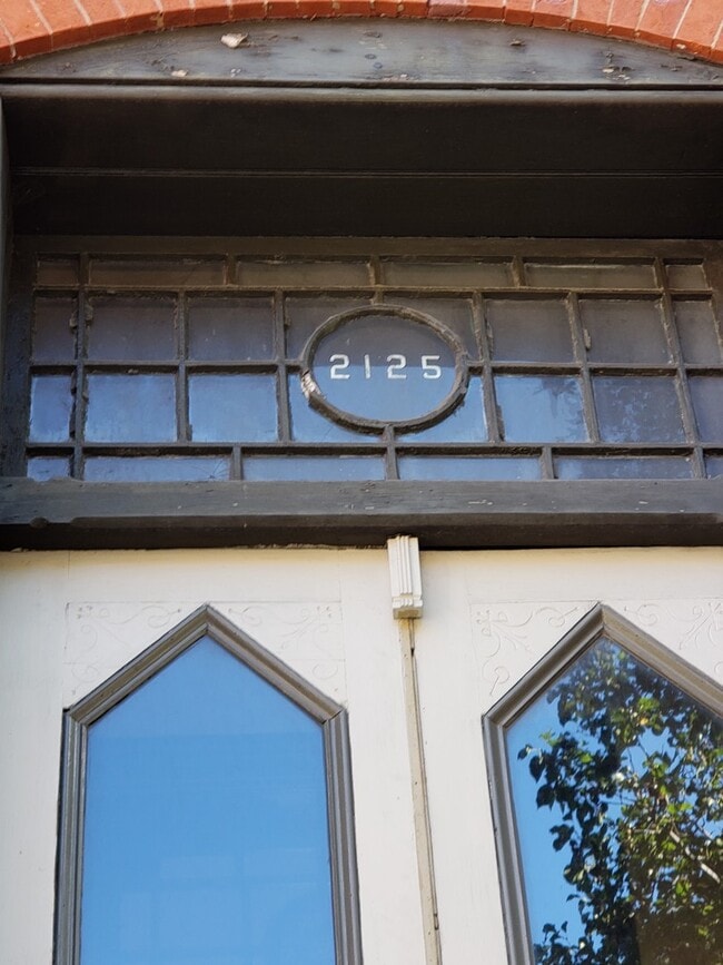 Building Photo - 2125 St Paul St