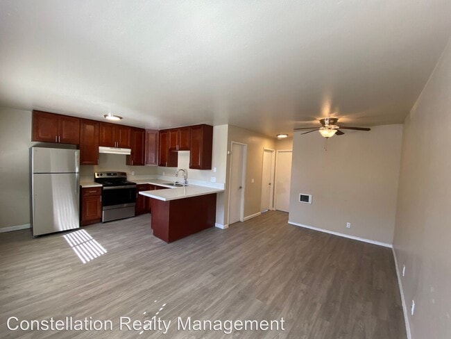 Building Photo - 4960-4970 Auburn Dr
