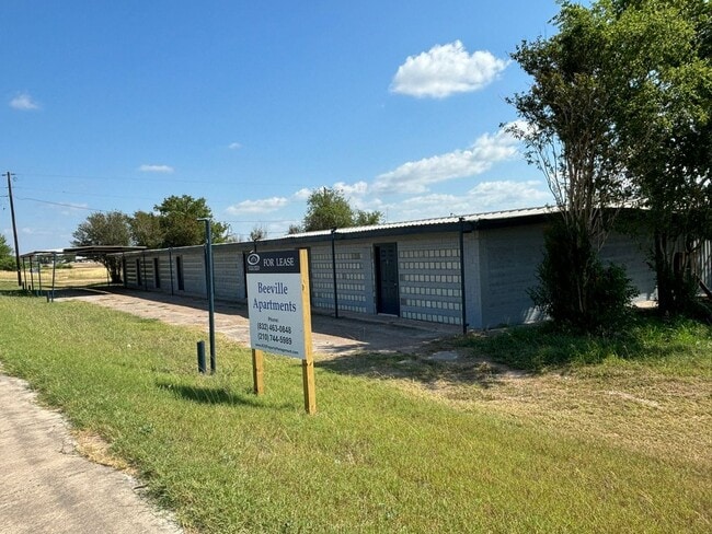 Building Photo - BEEVILLE