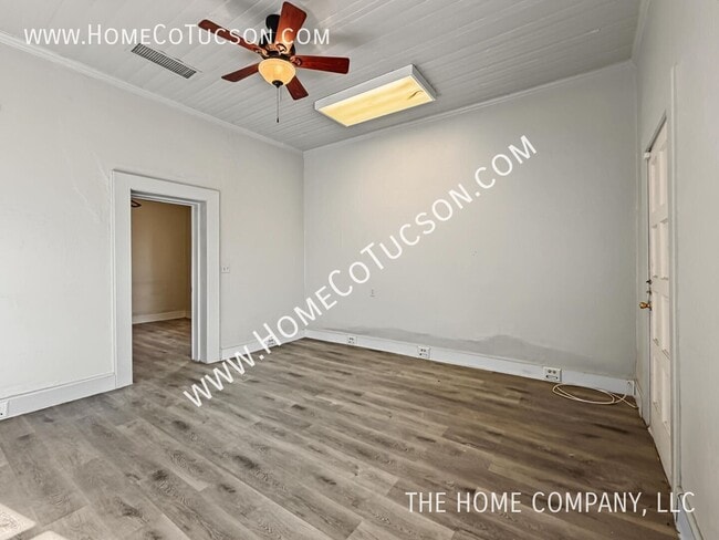 Building Photo - 529 S. Main-